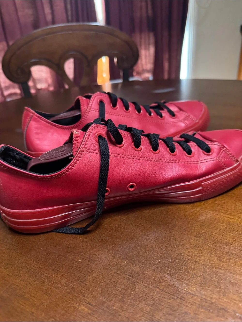 Converse low top